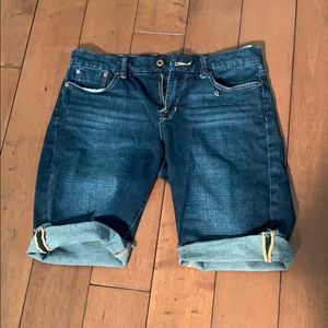 Lucky Brand Bermuda’s